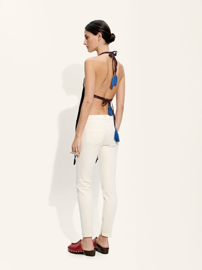 ג'ינס עם רוכסן בקרסול