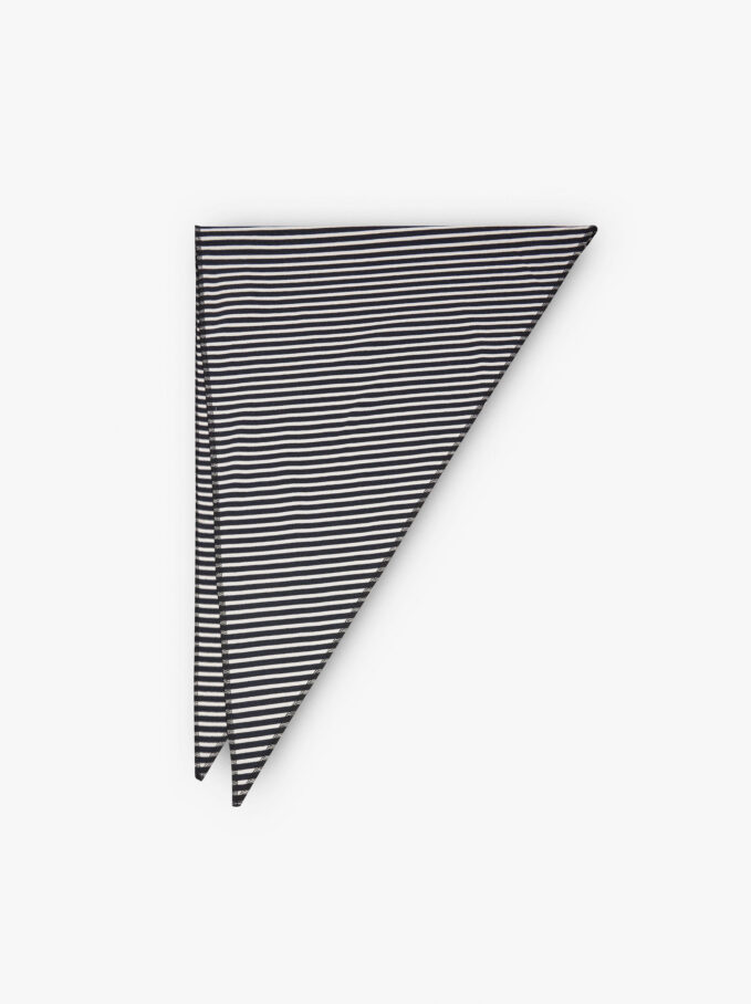 5608348884433 Px 249676 Dm 1yf